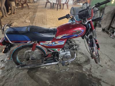 United 70cc 2024looking like new just 73500