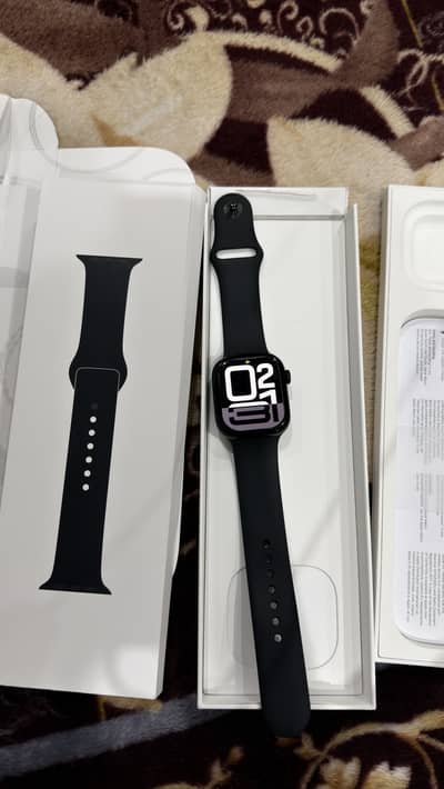 Apple watch Series 10 42mm jet black cellular model
