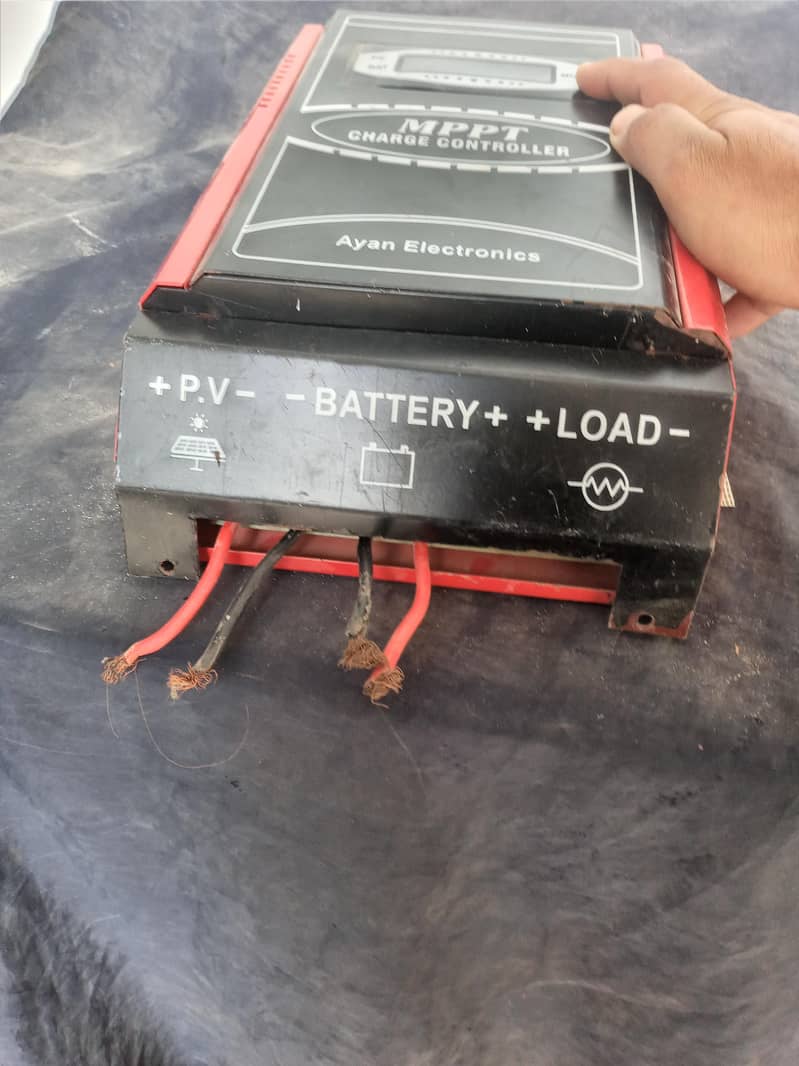 M P P T Controller 1