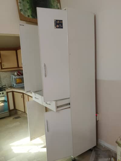 Wardrobes Bray frokht.