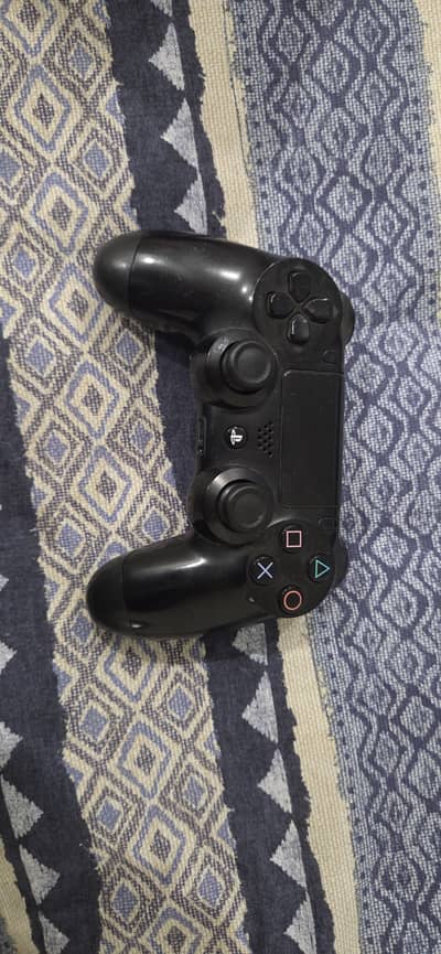 PS4 Controller