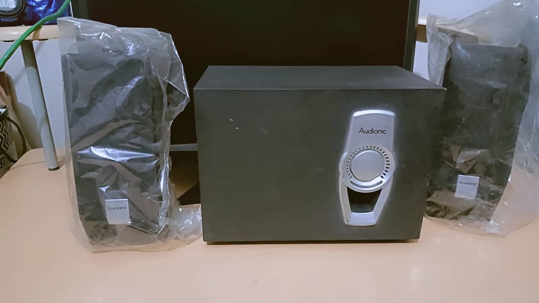 Audionic Speakers 0