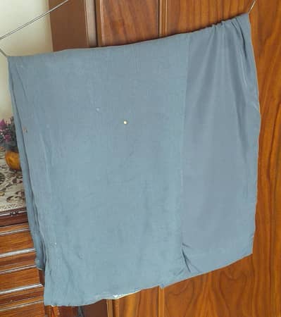 shalwar kameez (long shirt)