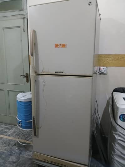 Refrigerator