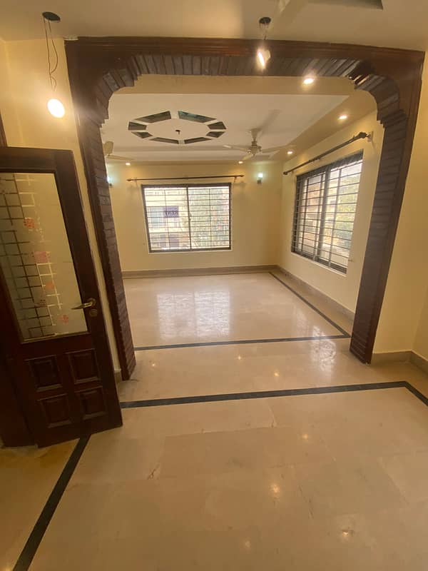 14 Marla Upper Portion With All Basic Necessities 2