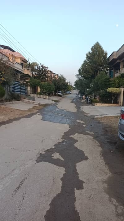 1 Kanal 20 Marla (50*90) Heighted Location Residential Plot for Sale in O9 Police Foundation