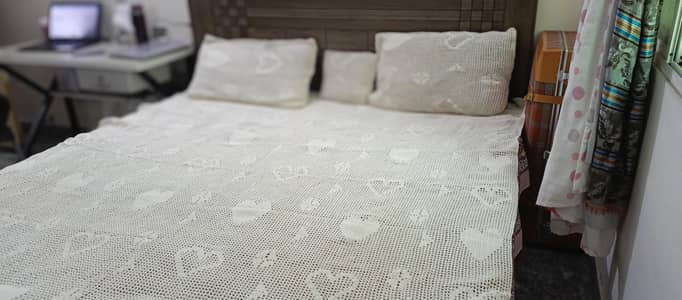 Beautiful handmade crochet bedsheet set for sale