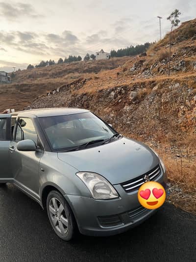 Suzuki Swift 2012 DLX 1.3 Well Maintained Car