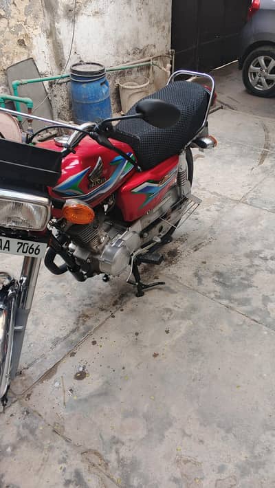 UNITED 125 NEW CONDITION