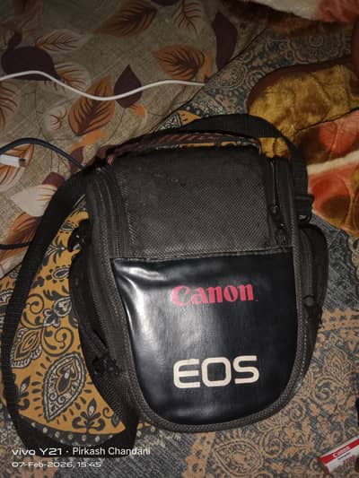 Fujifilm Finepix S3200 camera