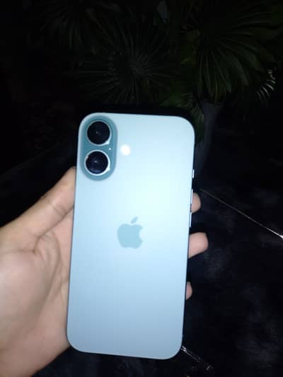 iPhone 16  BRAND NEW (2days used ) 1 year apple warranty scratch-less