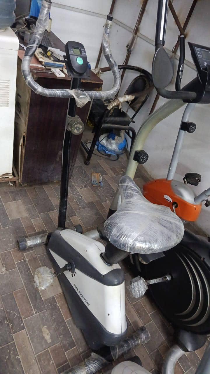 Exercise ( Elliptical cross trainer) cycle 4