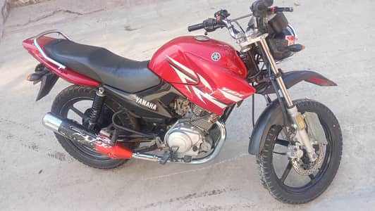 Yamaha YBR G 2016