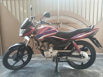 Honda CB 125F