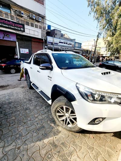 Hilux Revo V 3.0 D