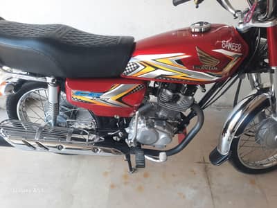 Honda CG 125 2025 Red Colour – Excellent Condition