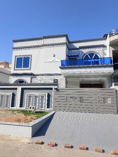 10 Marla Brand New Type Luxury And Outstanding Condition House Available For Sale At Reasonable Demand