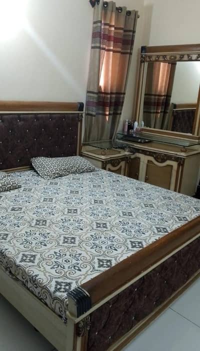 Wood furniture | 3 almari | 2 side table | 1 dressing table