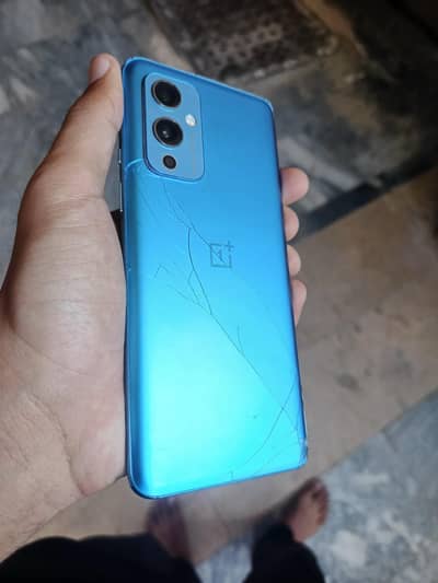 OnePlus 9