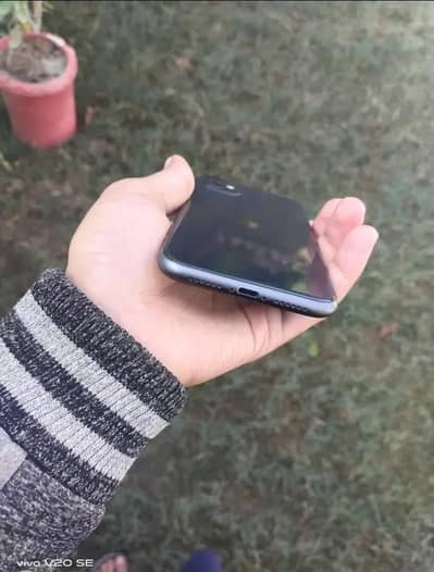 iphone 11 64 GB fresh genuine