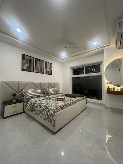 1 Bedroom Luxury Furnished Apartment is Available for Rent in Bahria Town Lahore