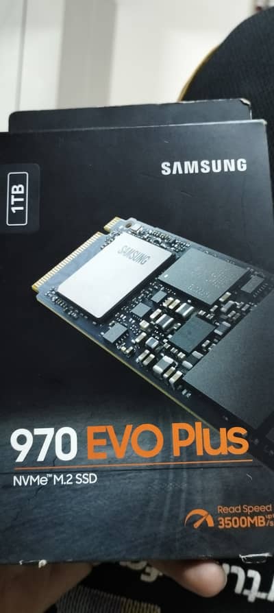 NVME SSD 1TB