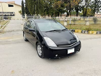 Toyota Prius 2007 model. call @311-1543486 import 2013