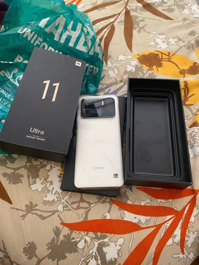 mi 11 ultra 12/256 apporved with box
