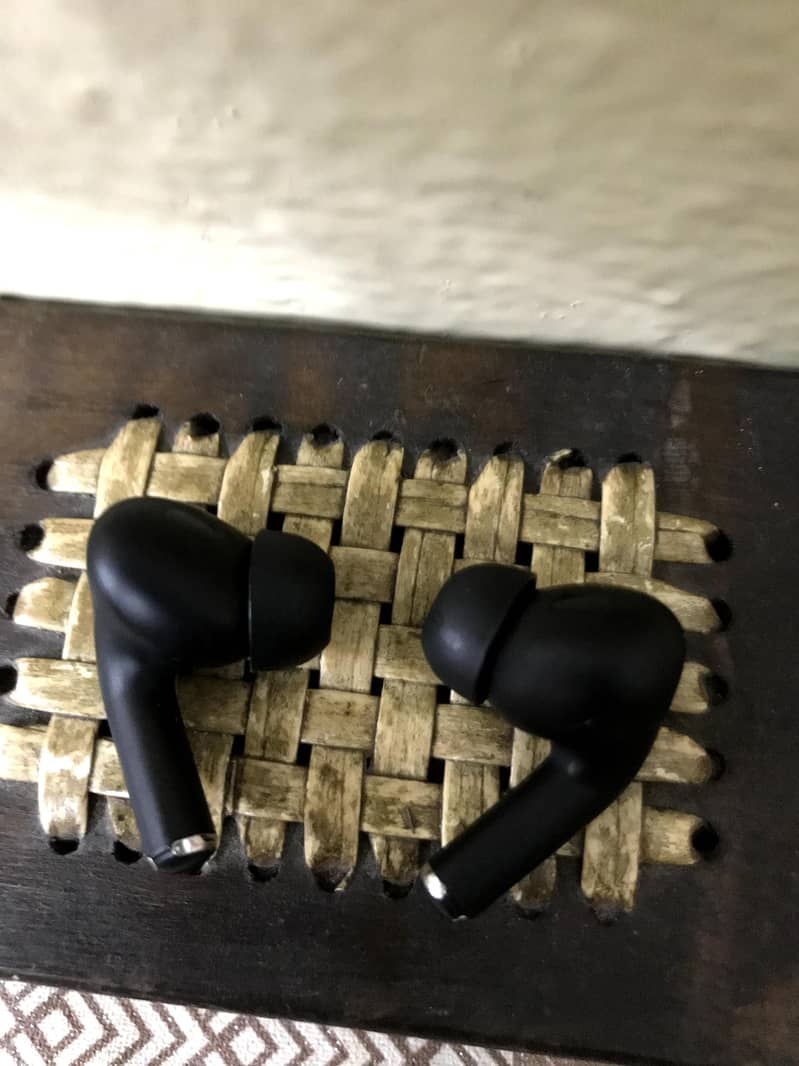 earbuds 3