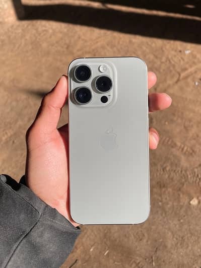 Iphone 15 pro Natural Titanium 10/10