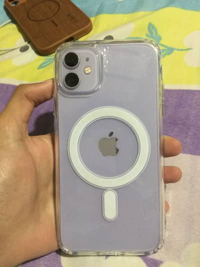 Iphone 11 10/10 condition. 03049617282