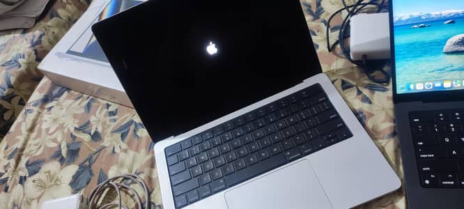 MacBook Pro M1 pro 2021 for sale