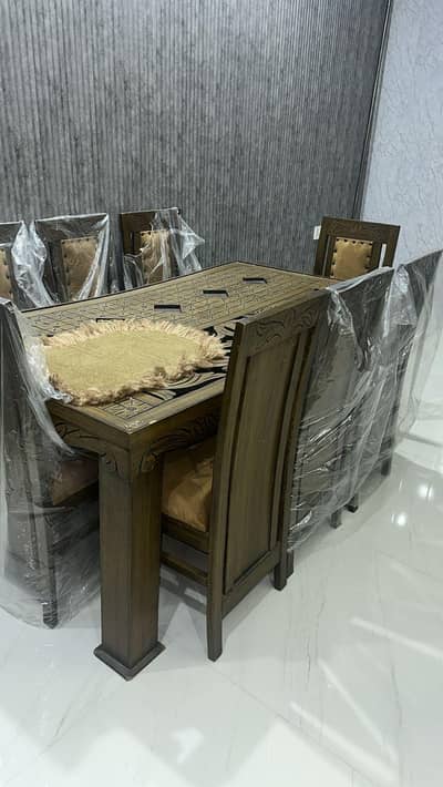 dinning table 8 seater