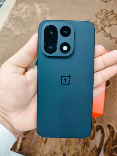 One plus 15 Camplete Box