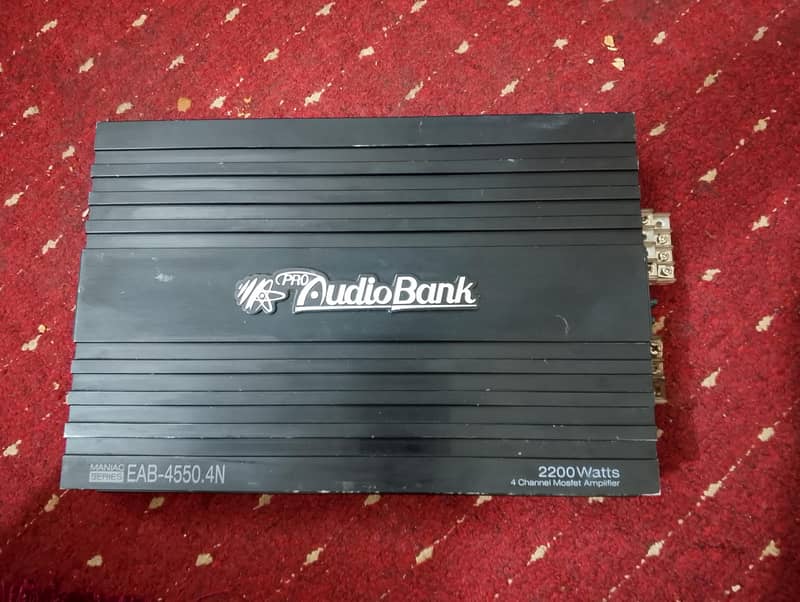 Amplifier + Boofer 0