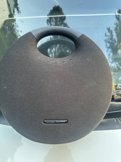 Harman kardon studio 6 used speaker urgent sale in great condition