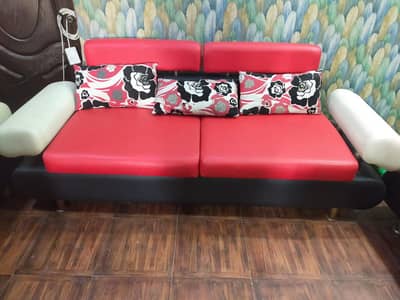 5-Piece Sofa Set for Sale – Excellent Condition (Molty Foam Used)