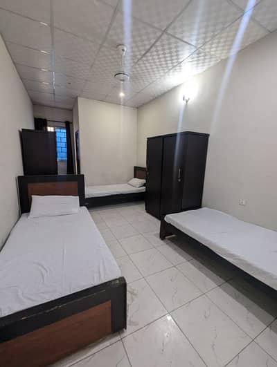 Hostel Room for Rent Comfortable & Affordable Living