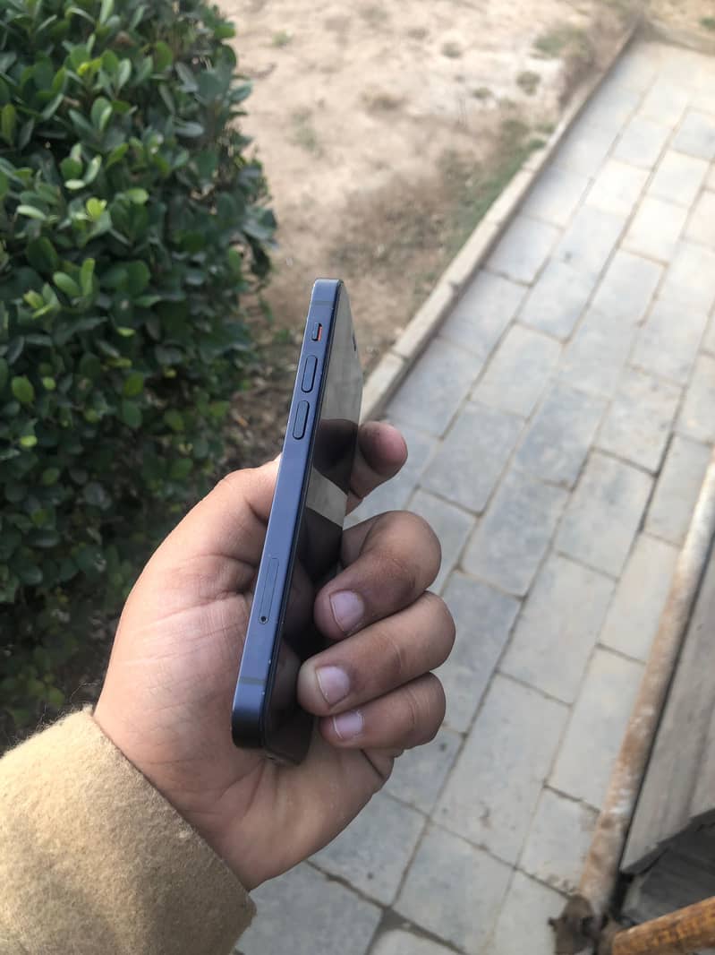 Iphone 12 Mini 9