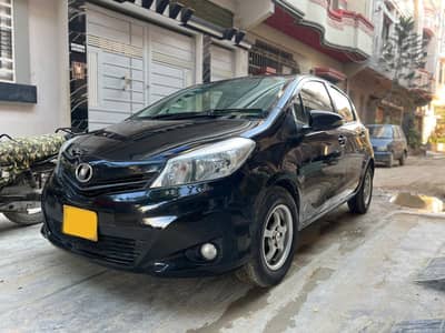 TOYOTA VITZ 2012/2015