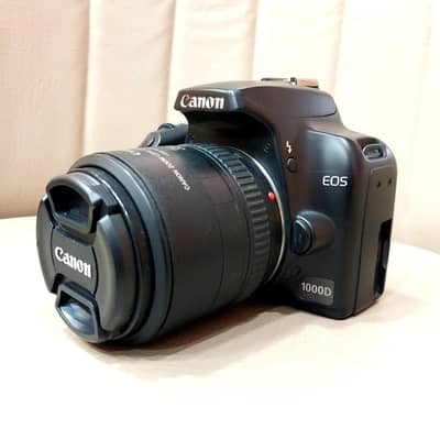 Canon 1000D DSLR Camera with Canon 35-70 mm lens & Accessories