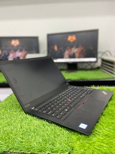 Lenovo ThinkPad T490s