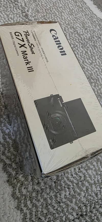 Canon G7X Mark III