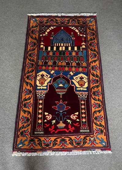 hand made prayer rugs