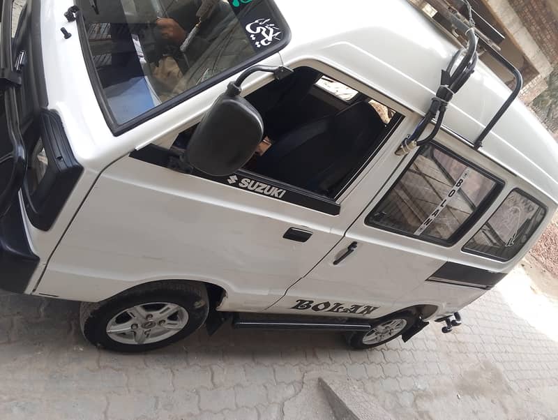 Suzuki bolan 2