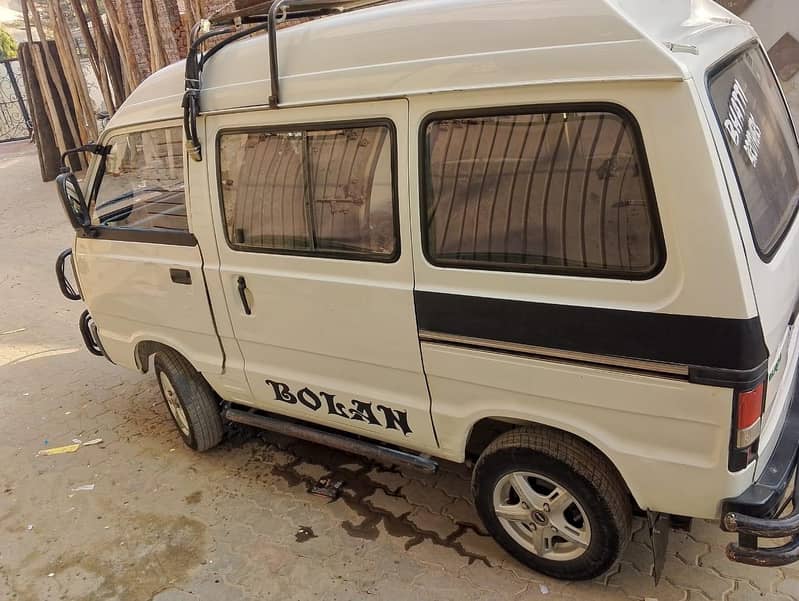Suzuki bolan 12