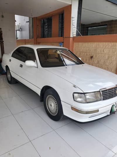 crown royal saloon 1993