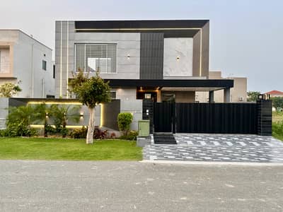 1 Kanal Modern House With Full Basement For Rent In DHA Phase 3 Lahore