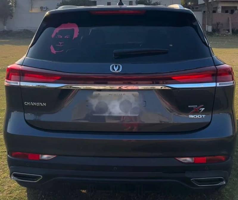 فرسٹ مالک 7 سیٹر 5