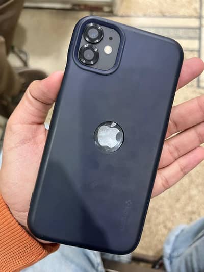 I phone 11 64gb 87 battery